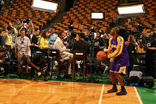 中展现了出 中展现了出