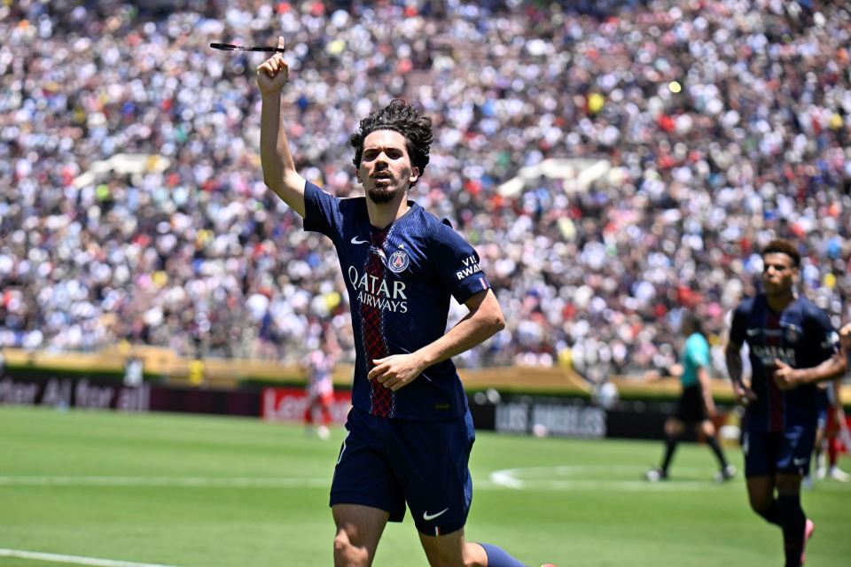 来的足球运 来的足球运