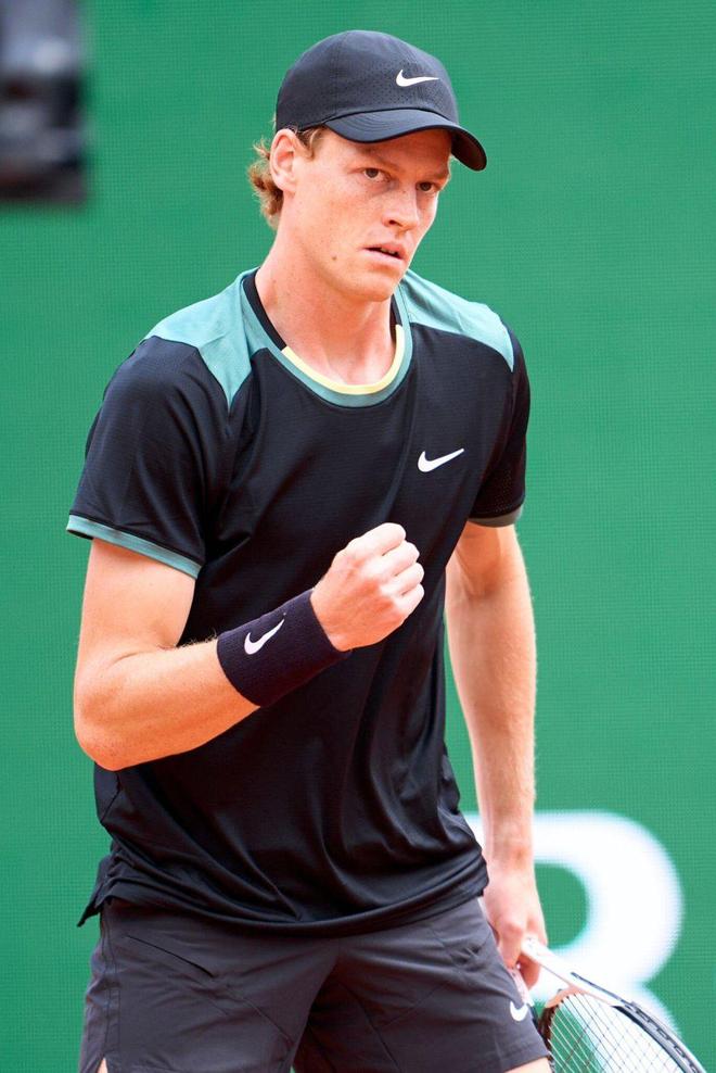 于围绕他的 于围绕他的