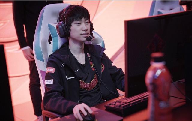 中国男足的 中国男足的