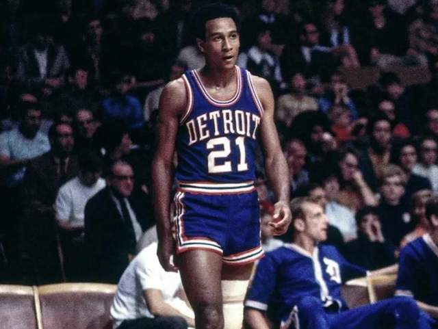 勇士此举意 勇士此举意